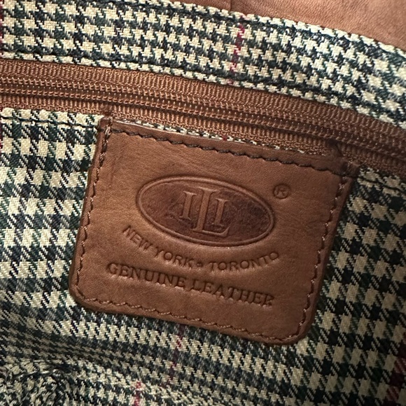 ILI New York Toronto Brown Leather Mini Shoulder Bag Silver Hardware - Picture 2 of 8